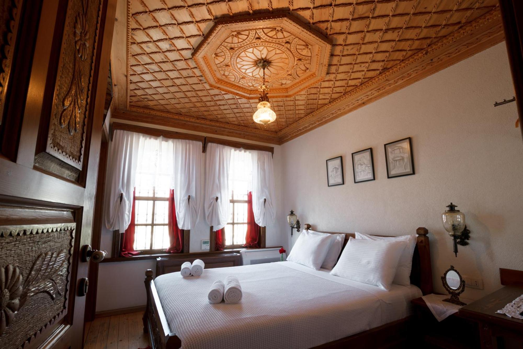 Boutique Hotel Musée Gjirokastër Exterior foto