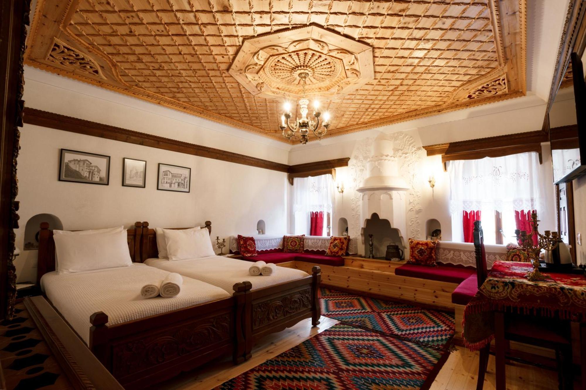 Boutique Hotel Musée Gjirokastër Exterior foto