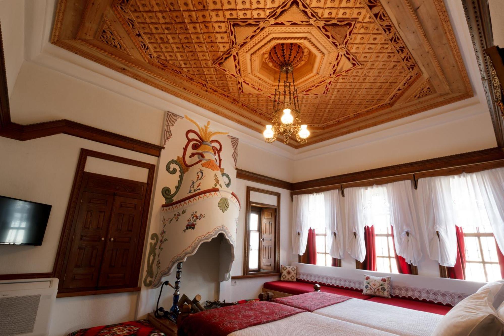 Boutique Hotel Musée Gjirokastër Exterior foto