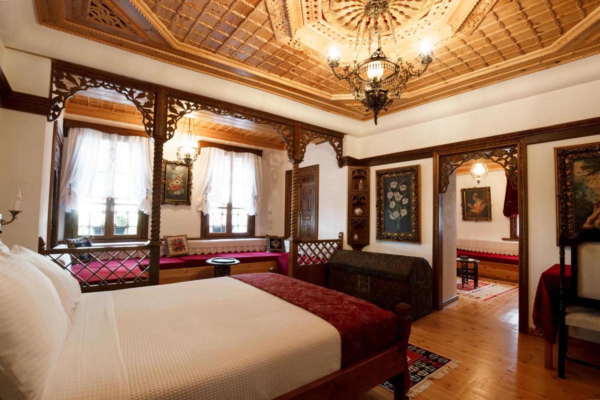 Boutique Hotel Musée Gjirokastër Exterior foto