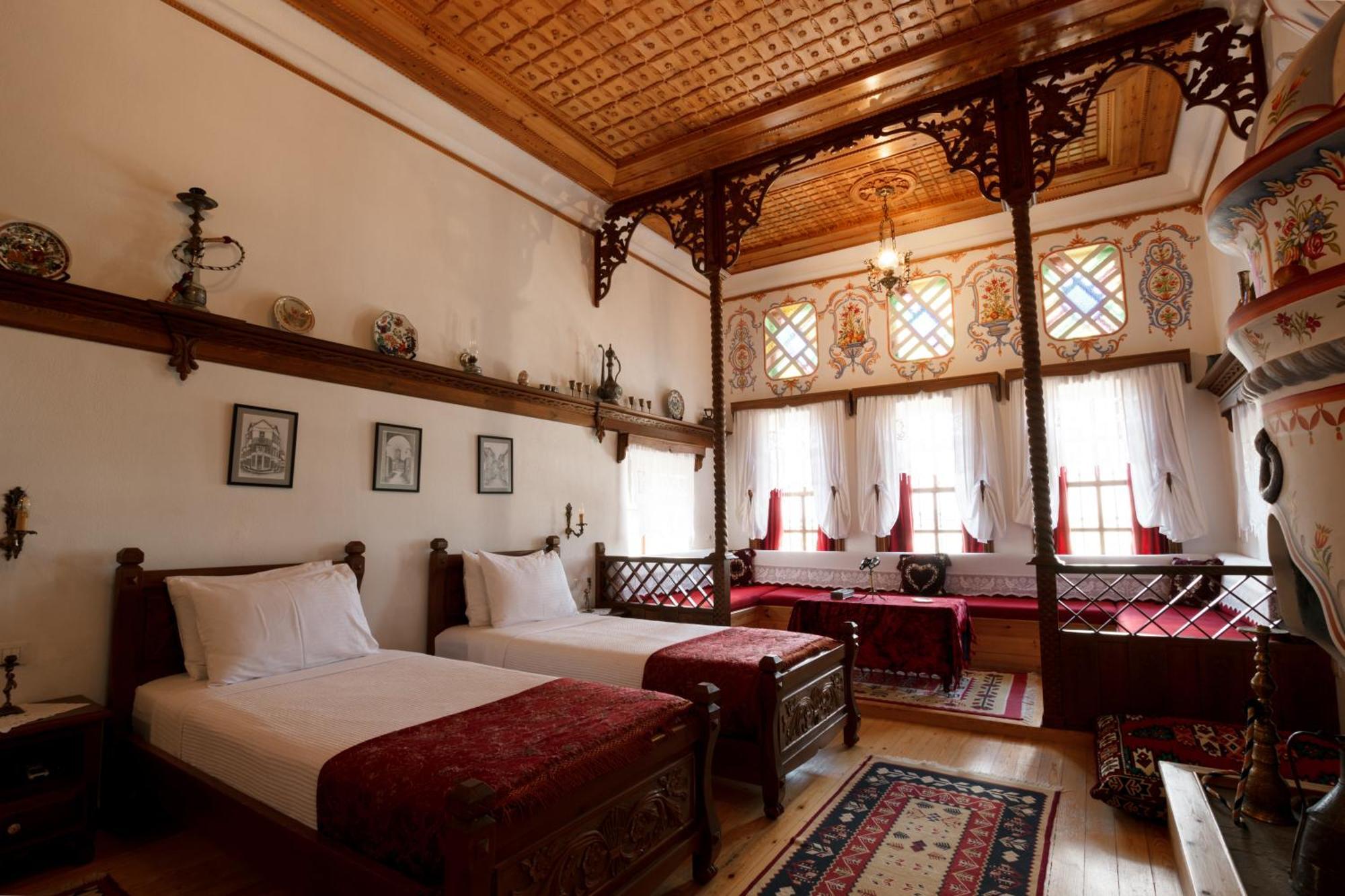 Boutique Hotel Musée Gjirokastër Exterior foto