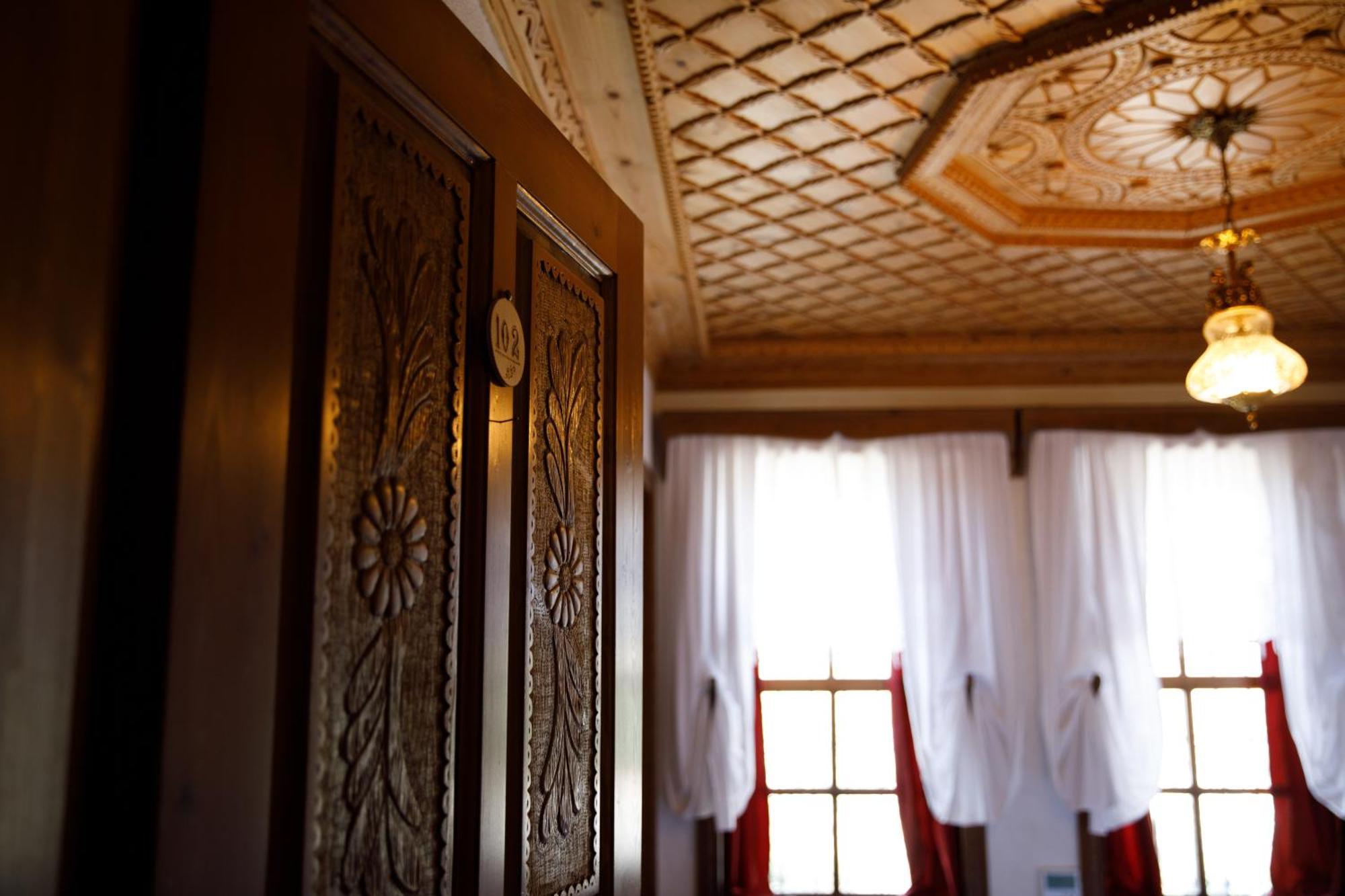 Boutique Hotel Musée Gjirokastër Exterior foto