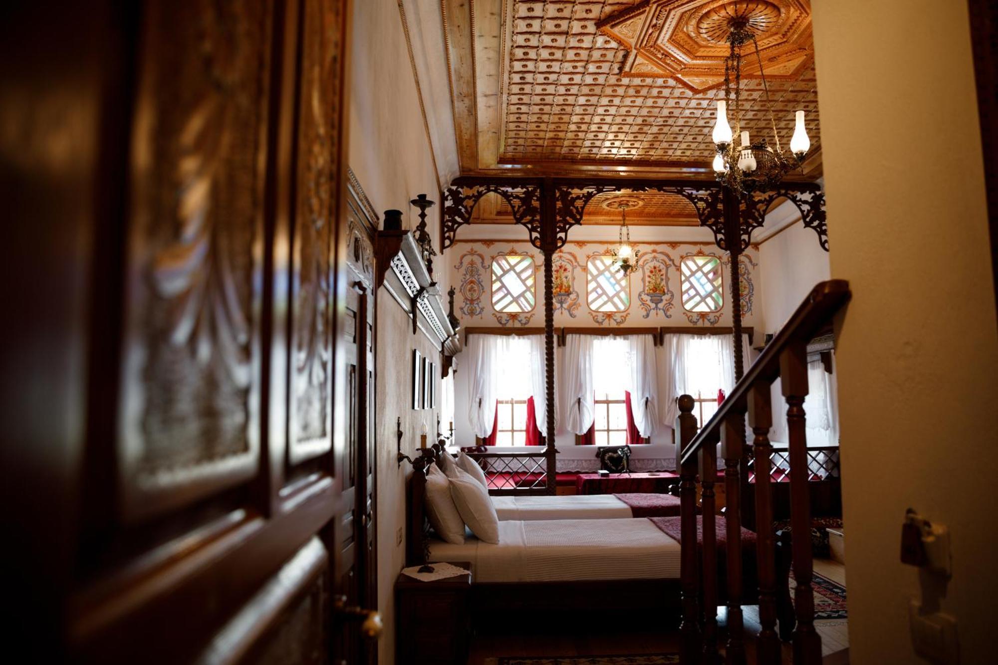 Boutique Hotel Musée Gjirokastër Exterior foto