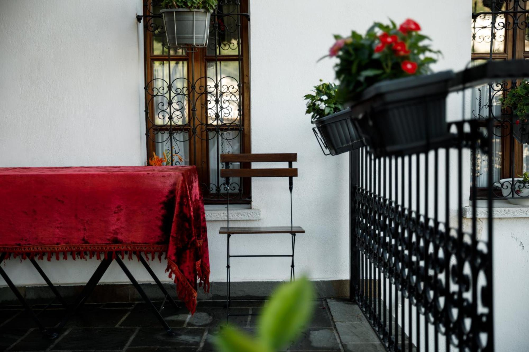 Boutique Hotel Musée Gjirokastër Exterior foto